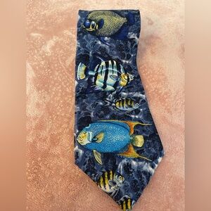 Solomon’s reef Men's Oceanic Fish Design Tie